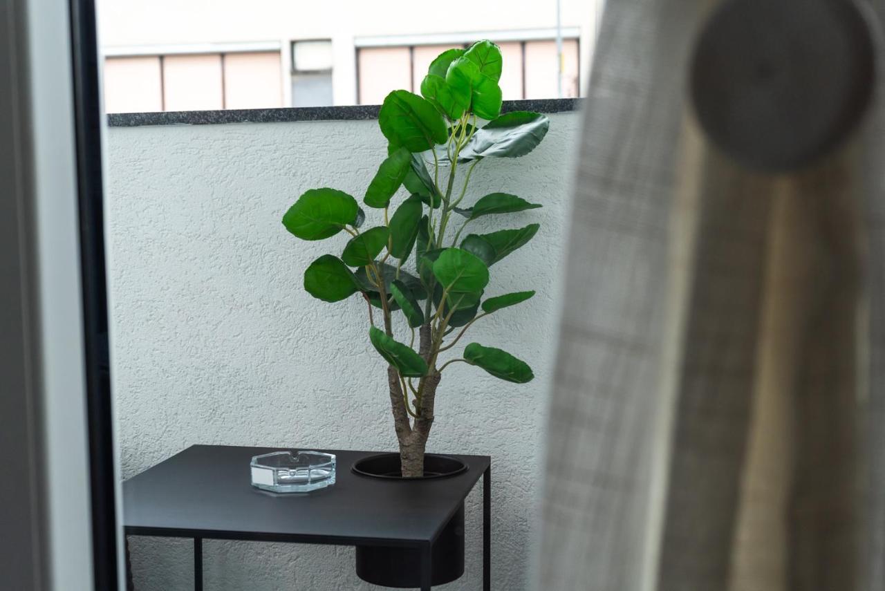Lux Apartment III プリイェドル エクステリア 写真