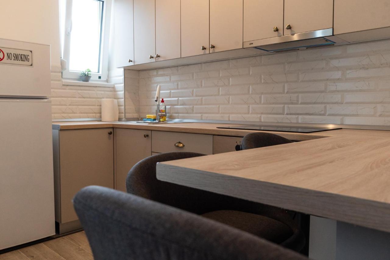 Lux Apartment III プリイェドル エクステリア 写真